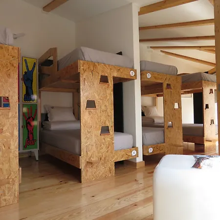 בית הארחה House Petit Lusa 3*