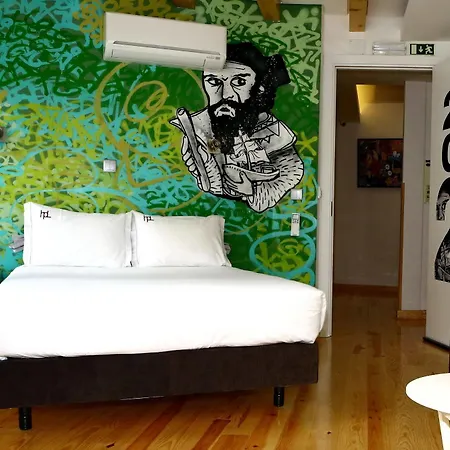 House Petit Lusa 3* Lissabon