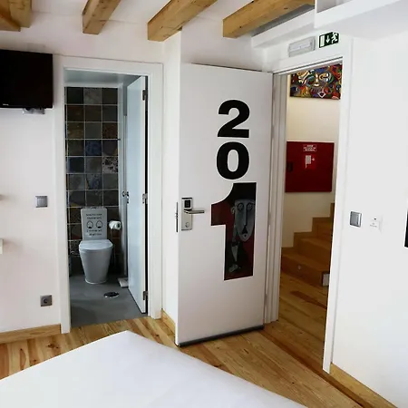 House Petit Lusa Gasthuis Lissabon