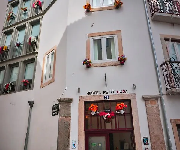 House Petit Lusa Pensjonat 3*