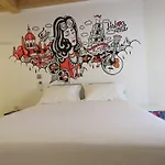ゲストハウス House Petit Lusa