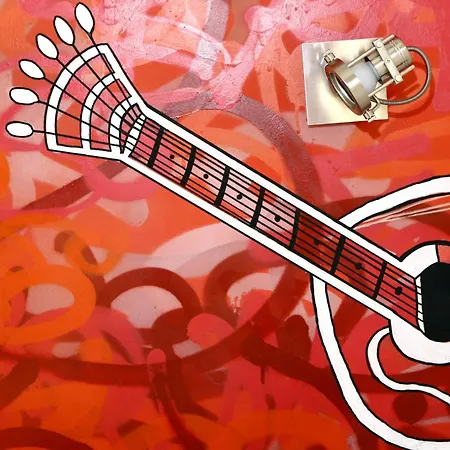 House Petit Lusa Pensión Lisboa