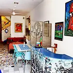 בית הארחה House Petit Lusa